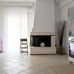 Bright And Comfortable With Balcony For 2